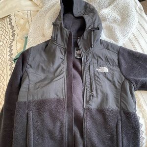 Women’s North Face Jacket